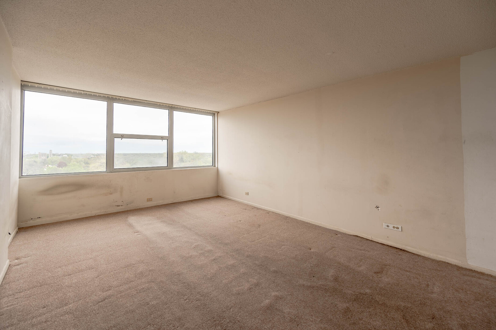 7234 North Avenue - Thumbnail 5