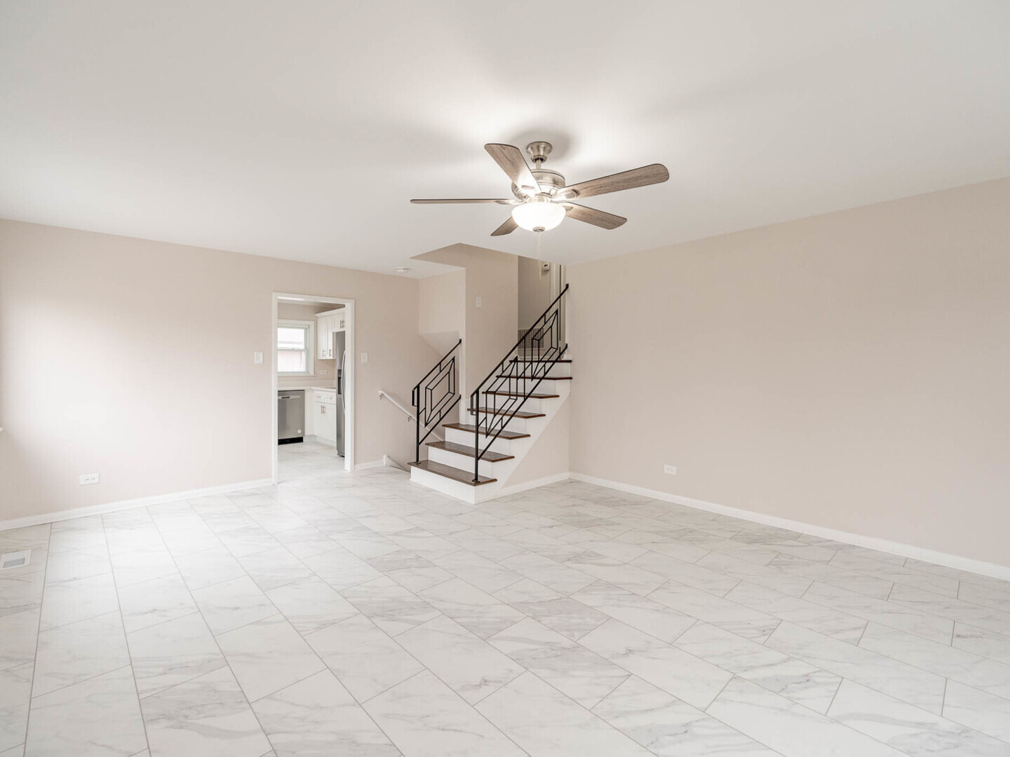 640 Enterprise Road - Thumbnail 4