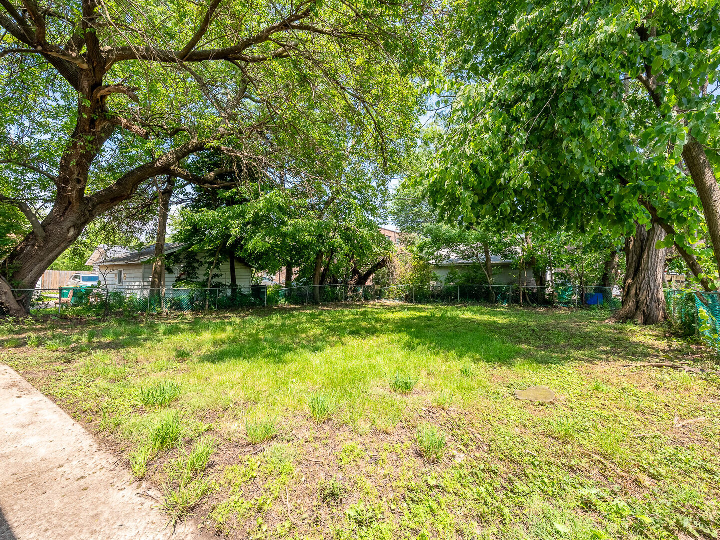 358 360 Hickory Street - Thumbnail 17