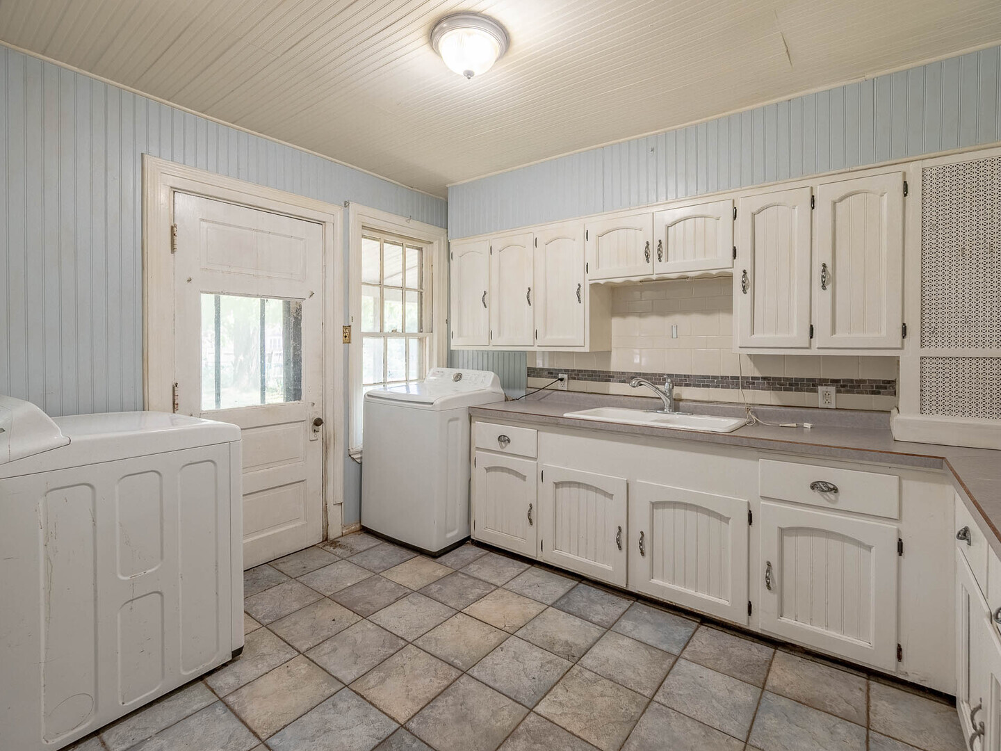 358 360 Hickory Street - Thumbnail 6