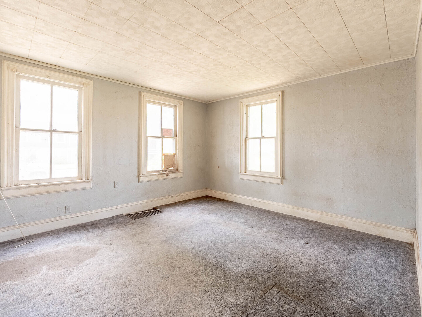 358 360 Hickory Street - Thumbnail 8