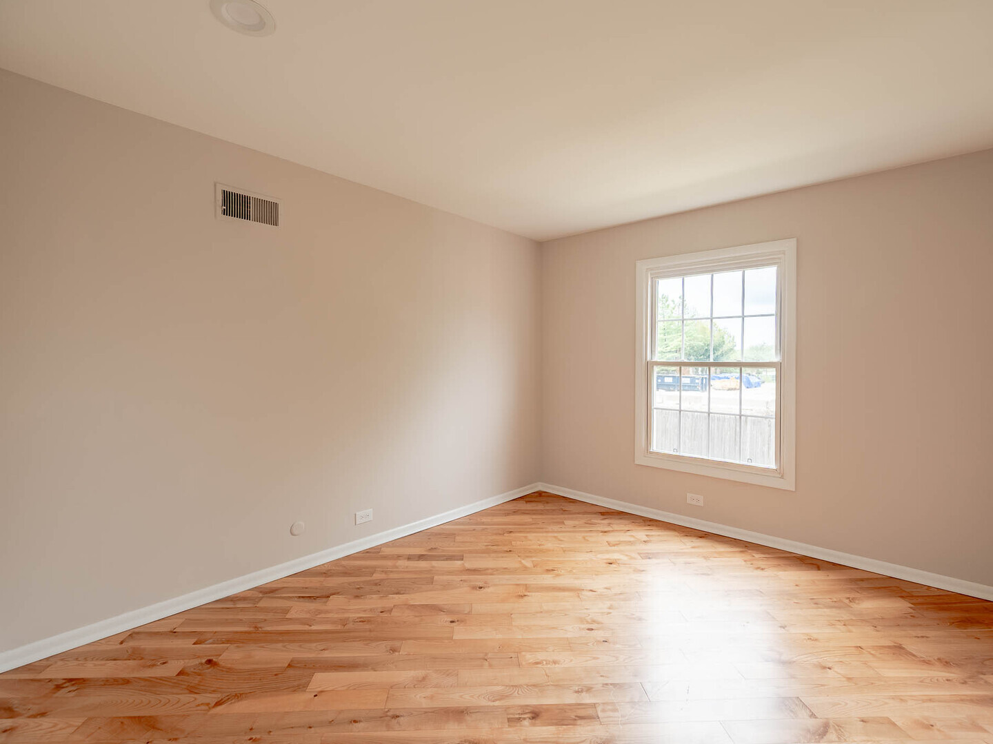 530 Shorely Drive - Thumbnail 6