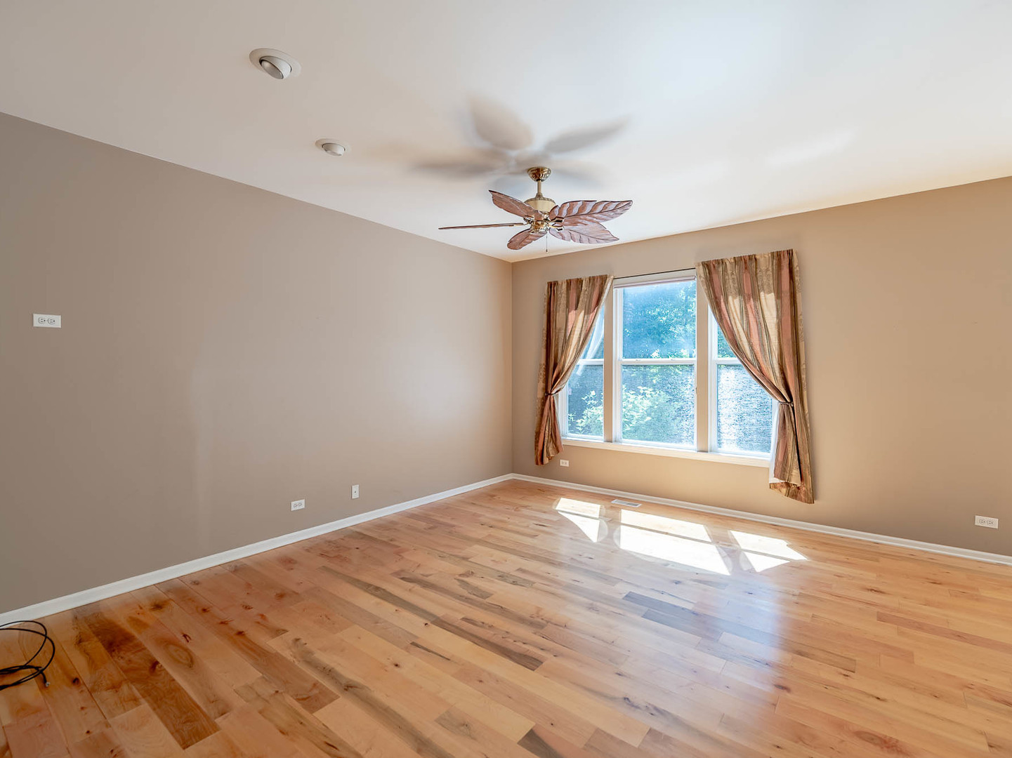 254 Ridge Road - Thumbnail 2