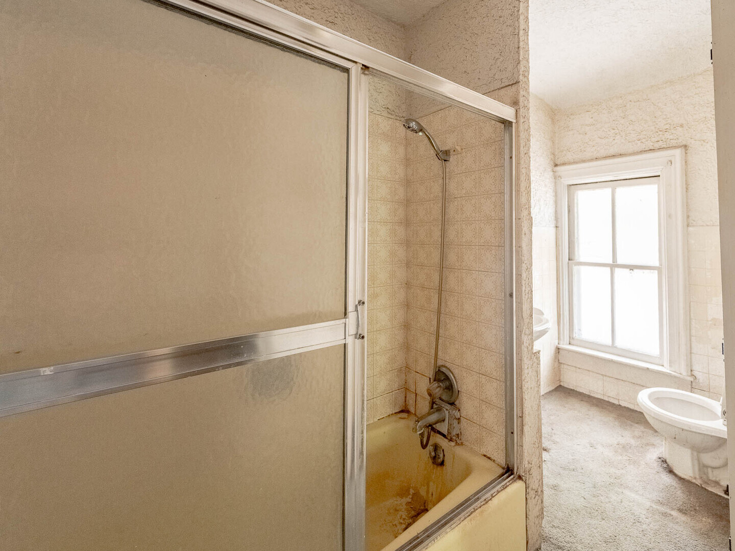 358 360 Hickory Street - Thumbnail 10