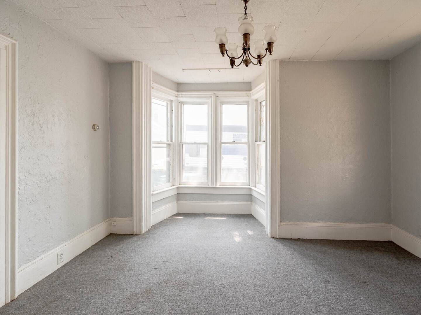 358 360 Hickory Street - Thumbnail 5