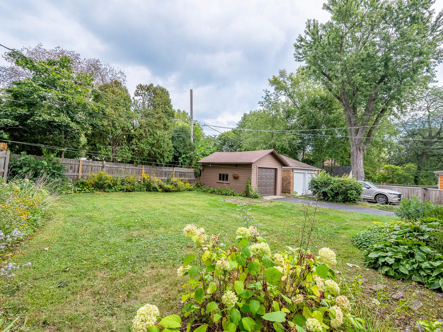 256 Stanley Avenue - Thumbnail 15