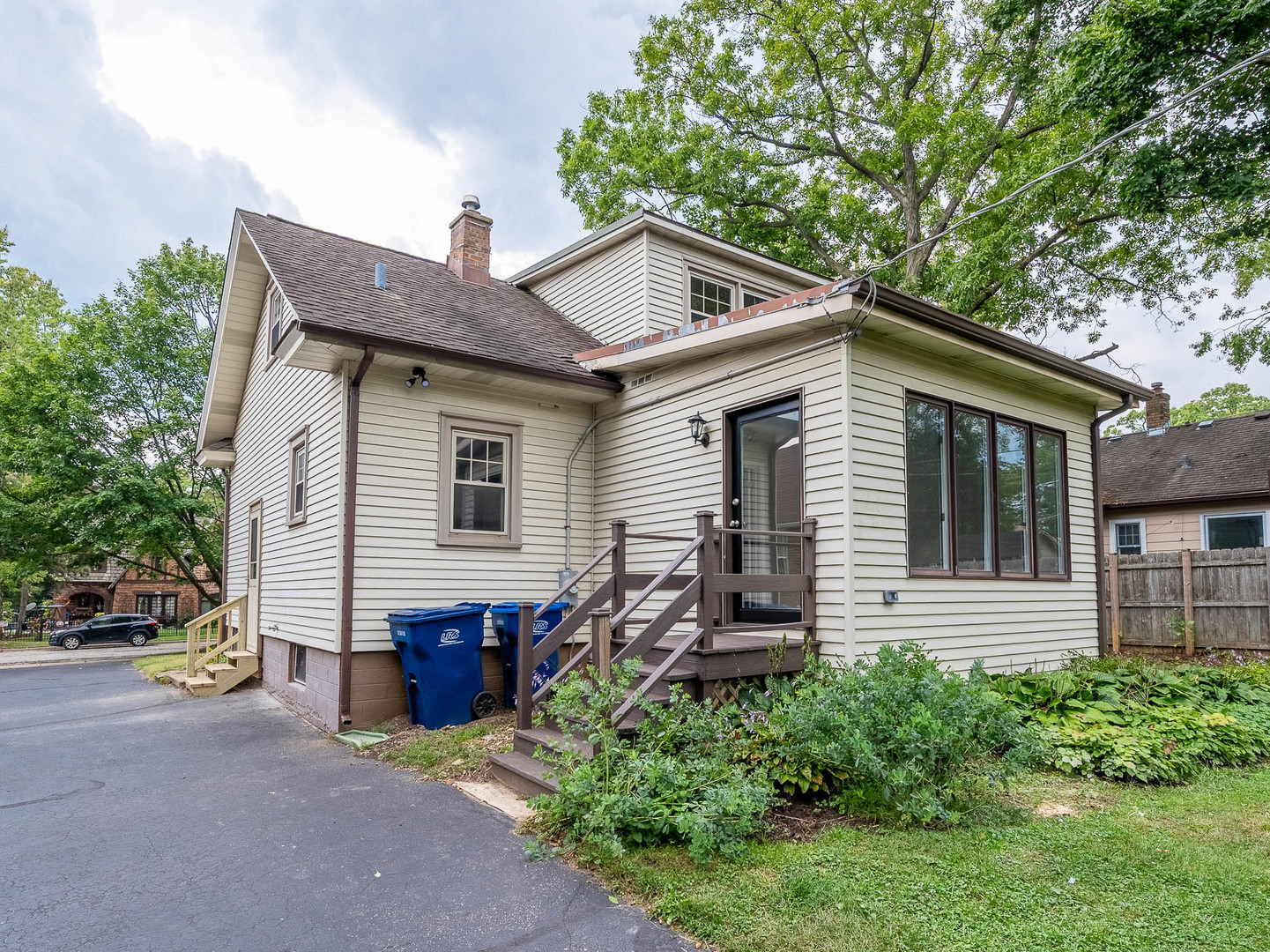 256 Stanley Avenue - Thumbnail 14