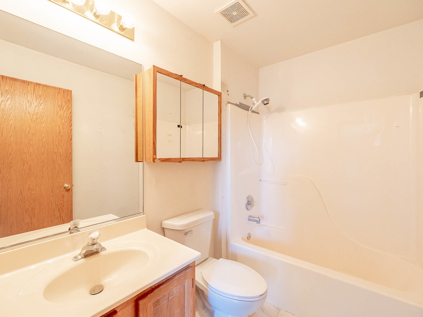 24127 Primrose Circle - Thumbnail 13