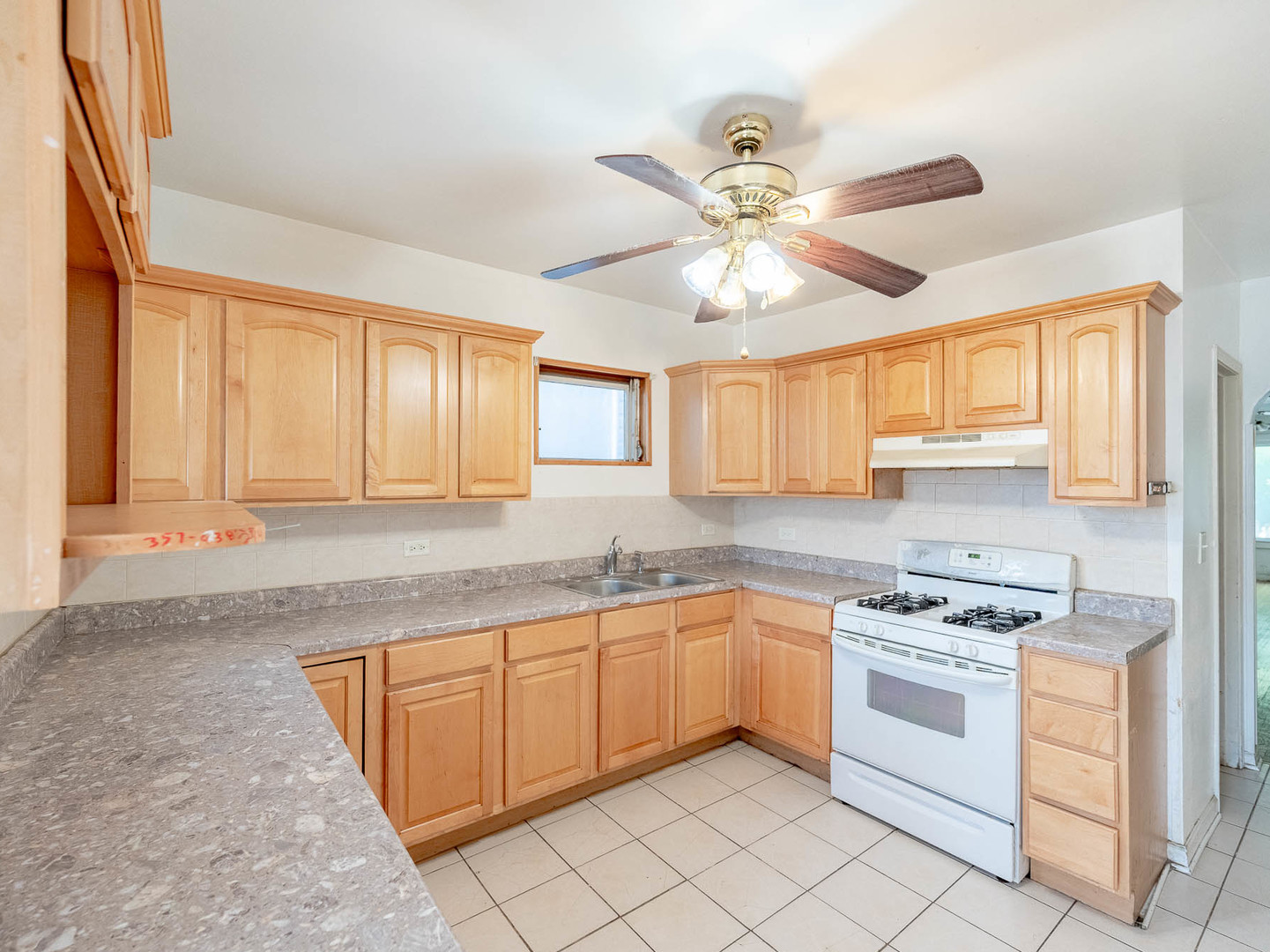 2435 Monticello Avenue - Thumbnail 4