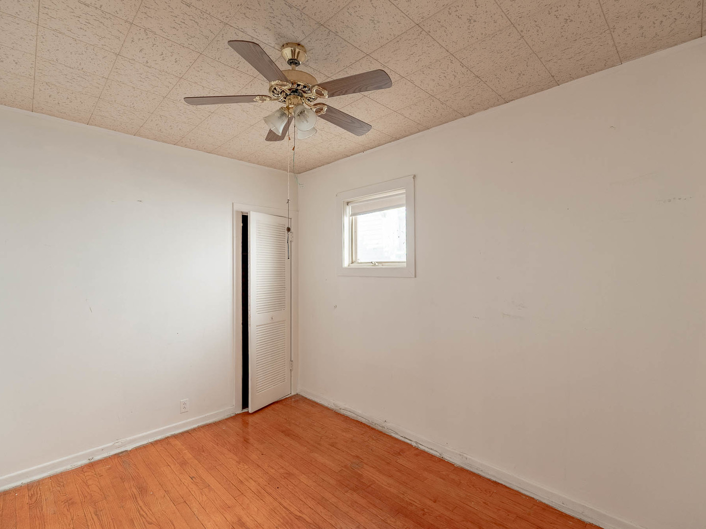 2435 Monticello Avenue - Thumbnail 6