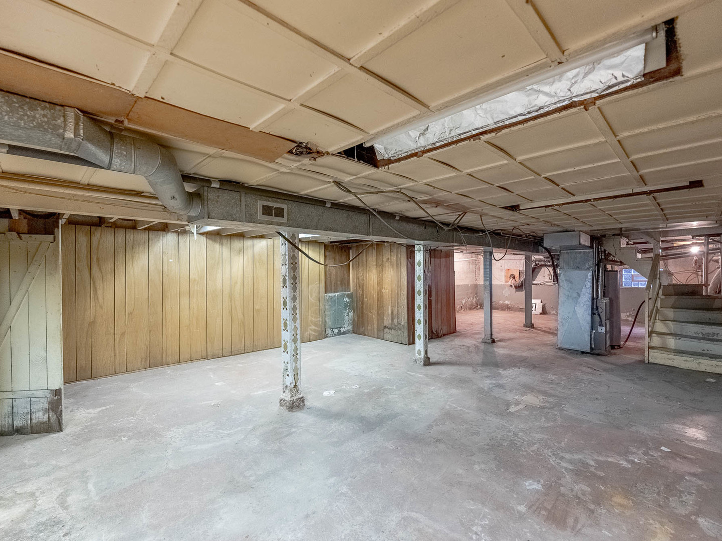 2435 Monticello Avenue - Thumbnail 9