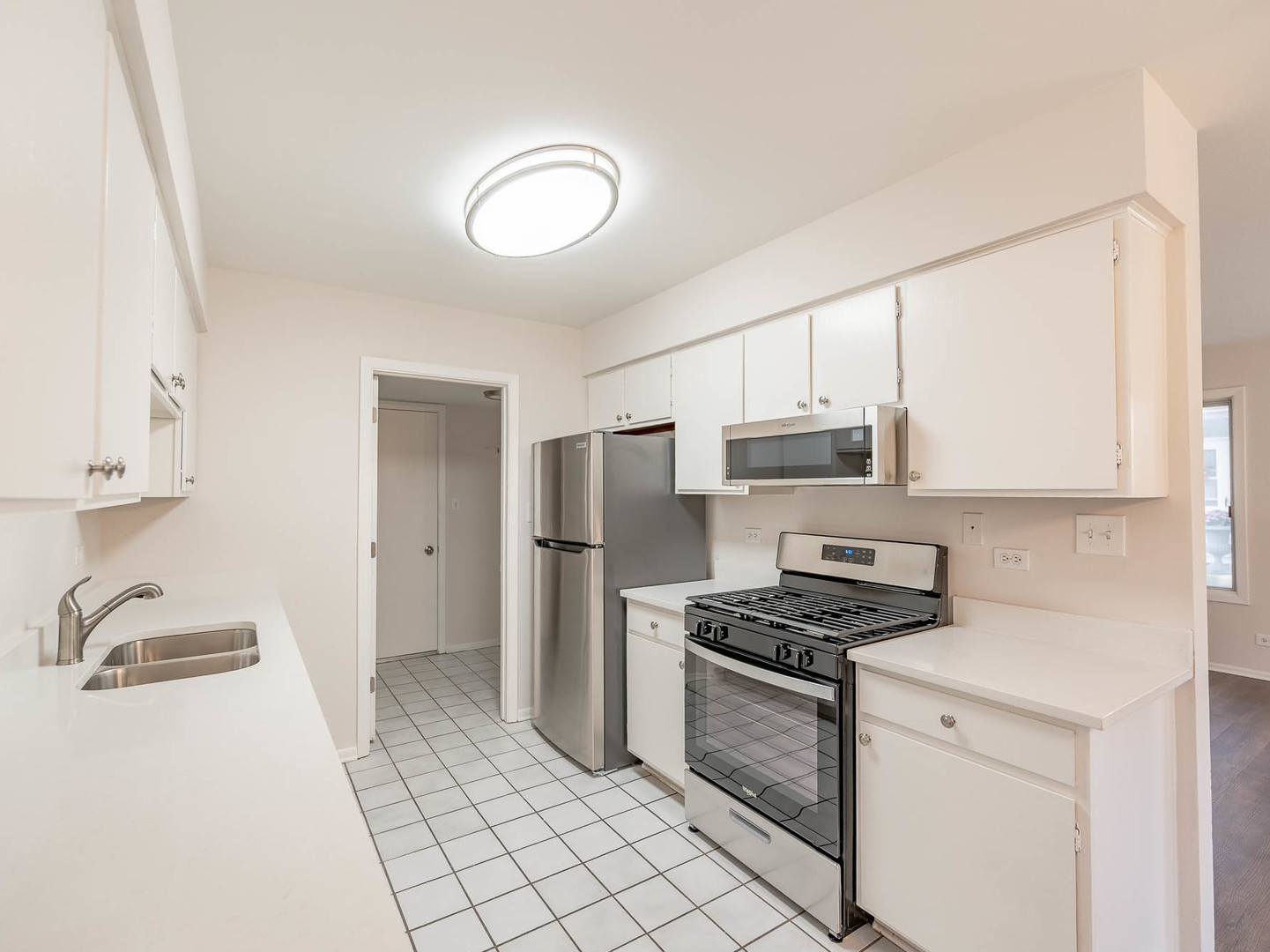 1342 Barclay Lane - Thumbnail 7
