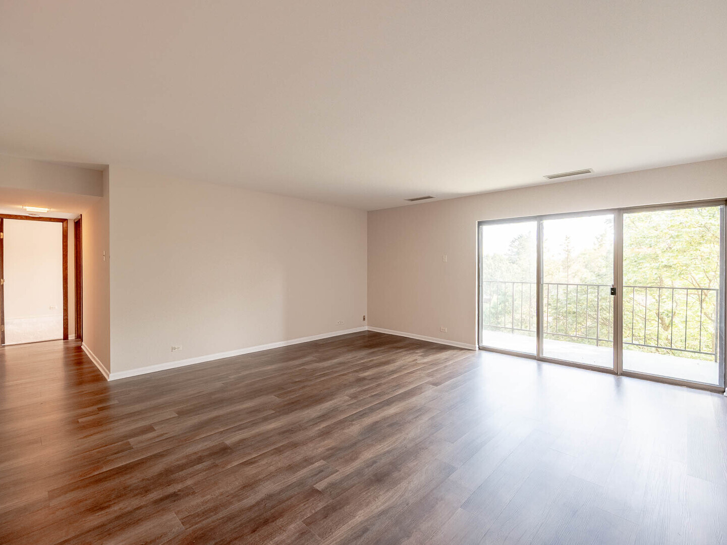 6545 Main Street - Thumbnail 3