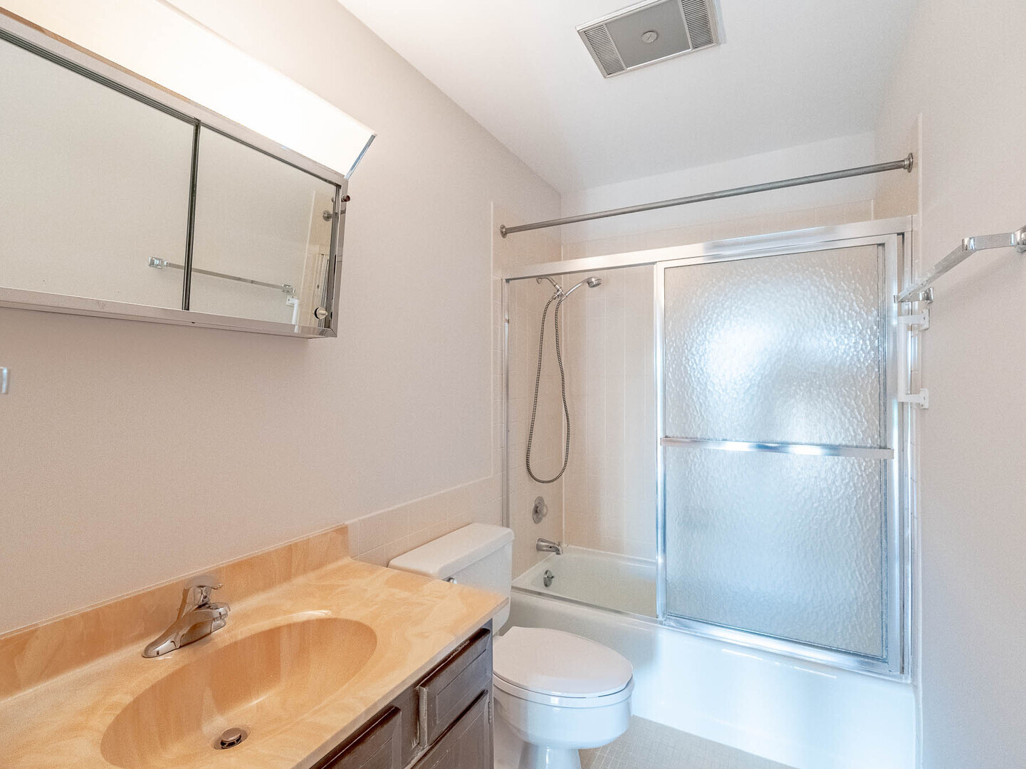6545 Main Street - Thumbnail 12