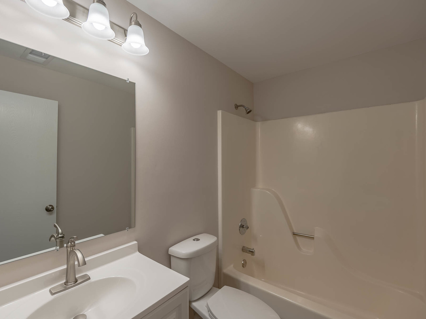804 Chasefield Lane - Thumbnail 10