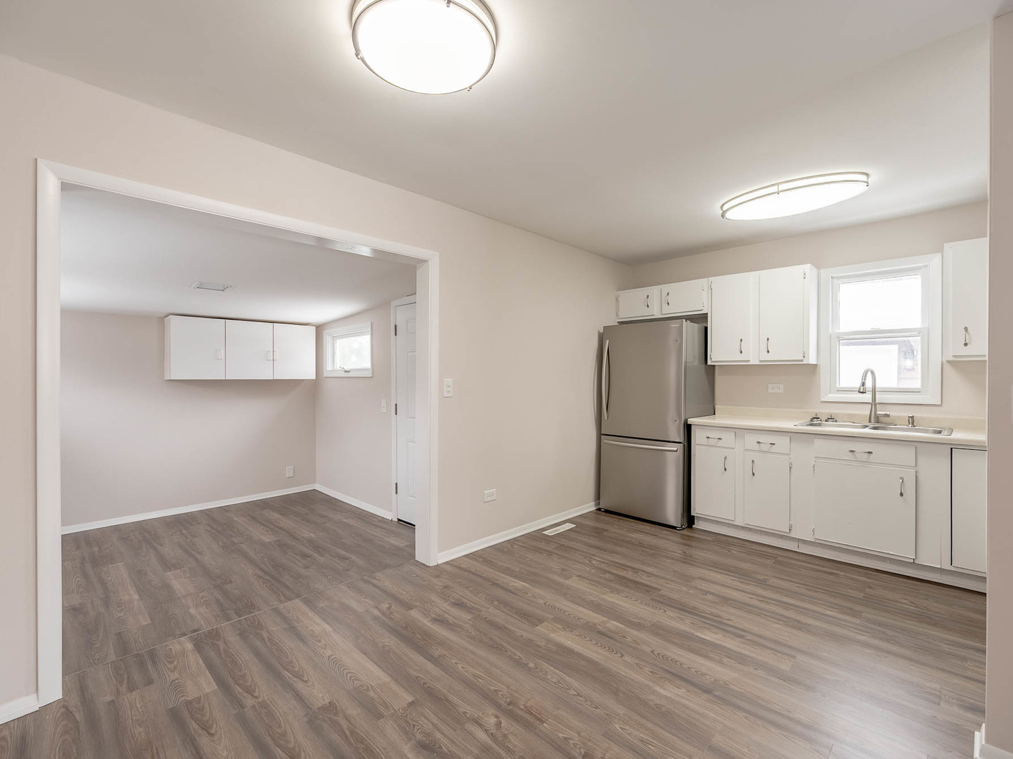 1807 Parklane Avenue - Thumbnail 4