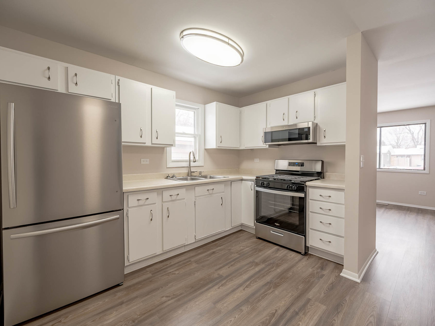 1807 Parklane Avenue - Thumbnail 5