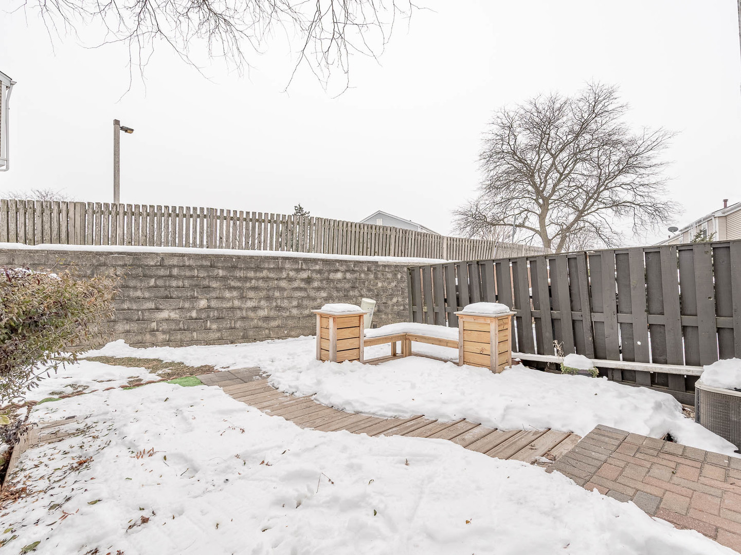 1933 Williamsburg Drive - Thumbnail 13