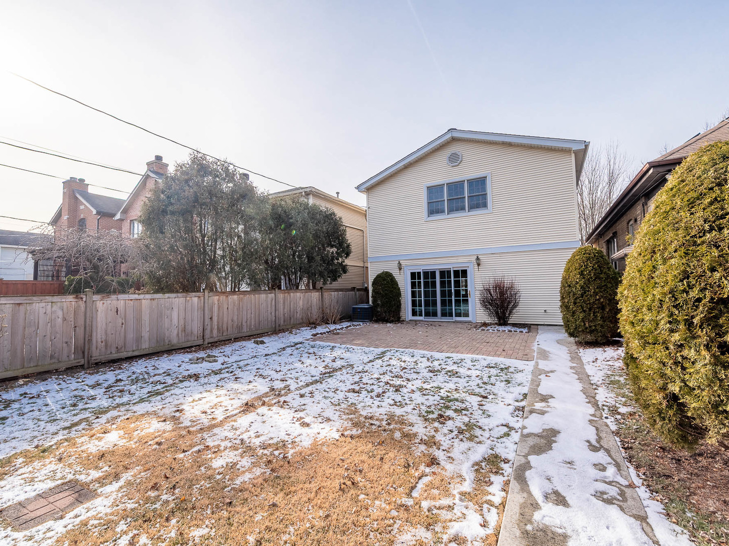 5635 Kostner Avenue - Thumbnail 17