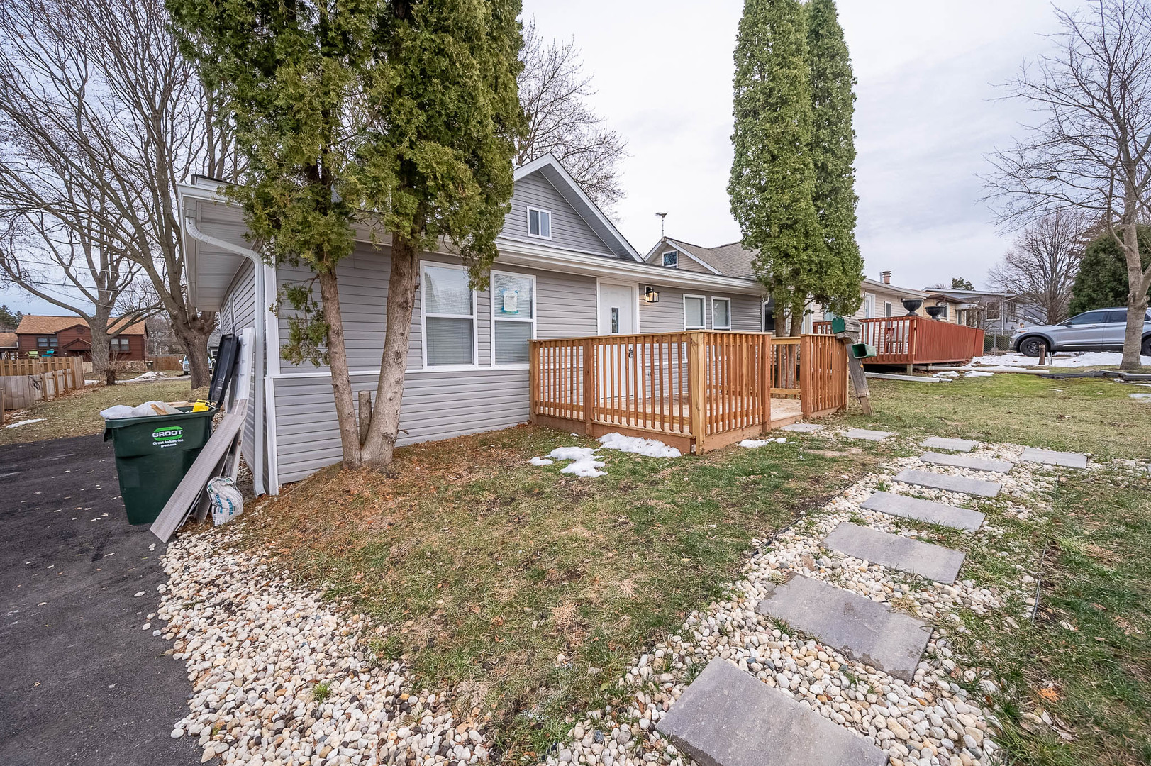 42425 Park Lane - Thumbnail 2