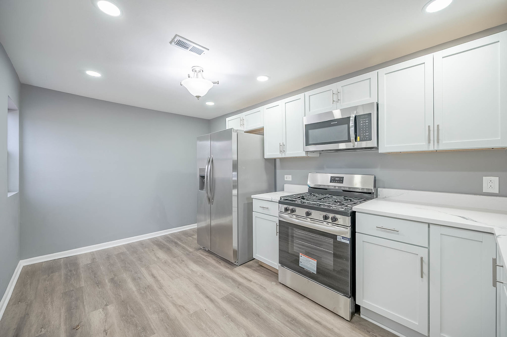 42425 Park Lane - Thumbnail 7