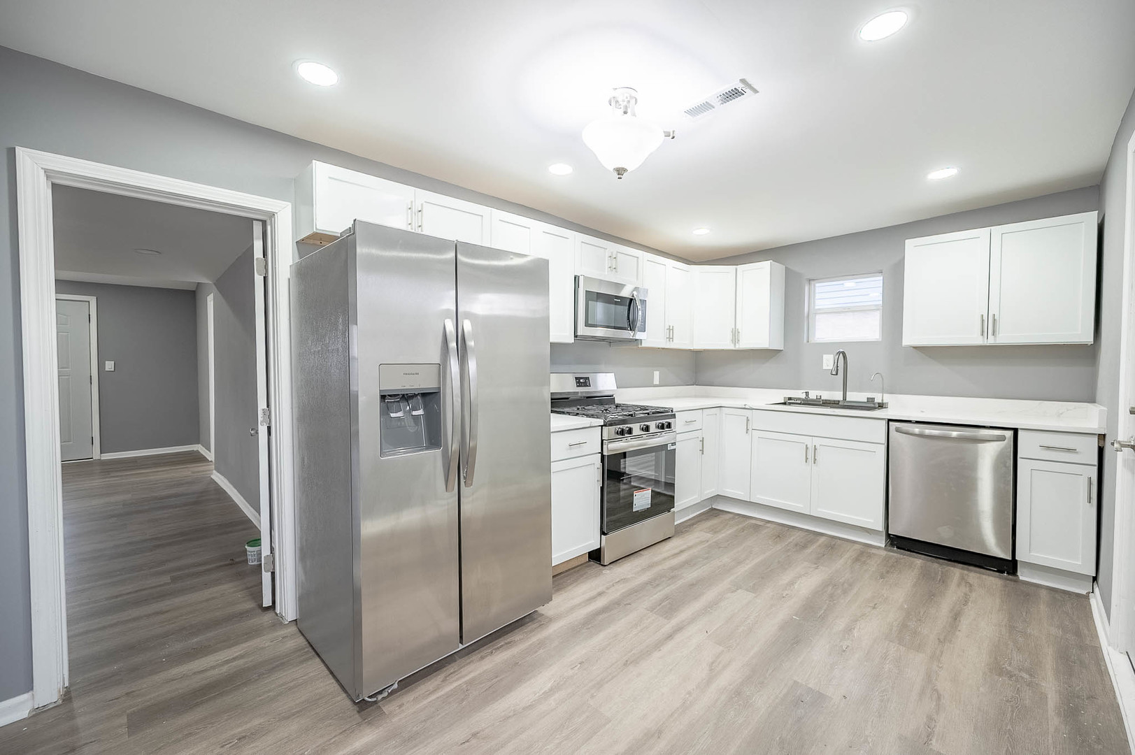 42425 Park Lane - Thumbnail 5