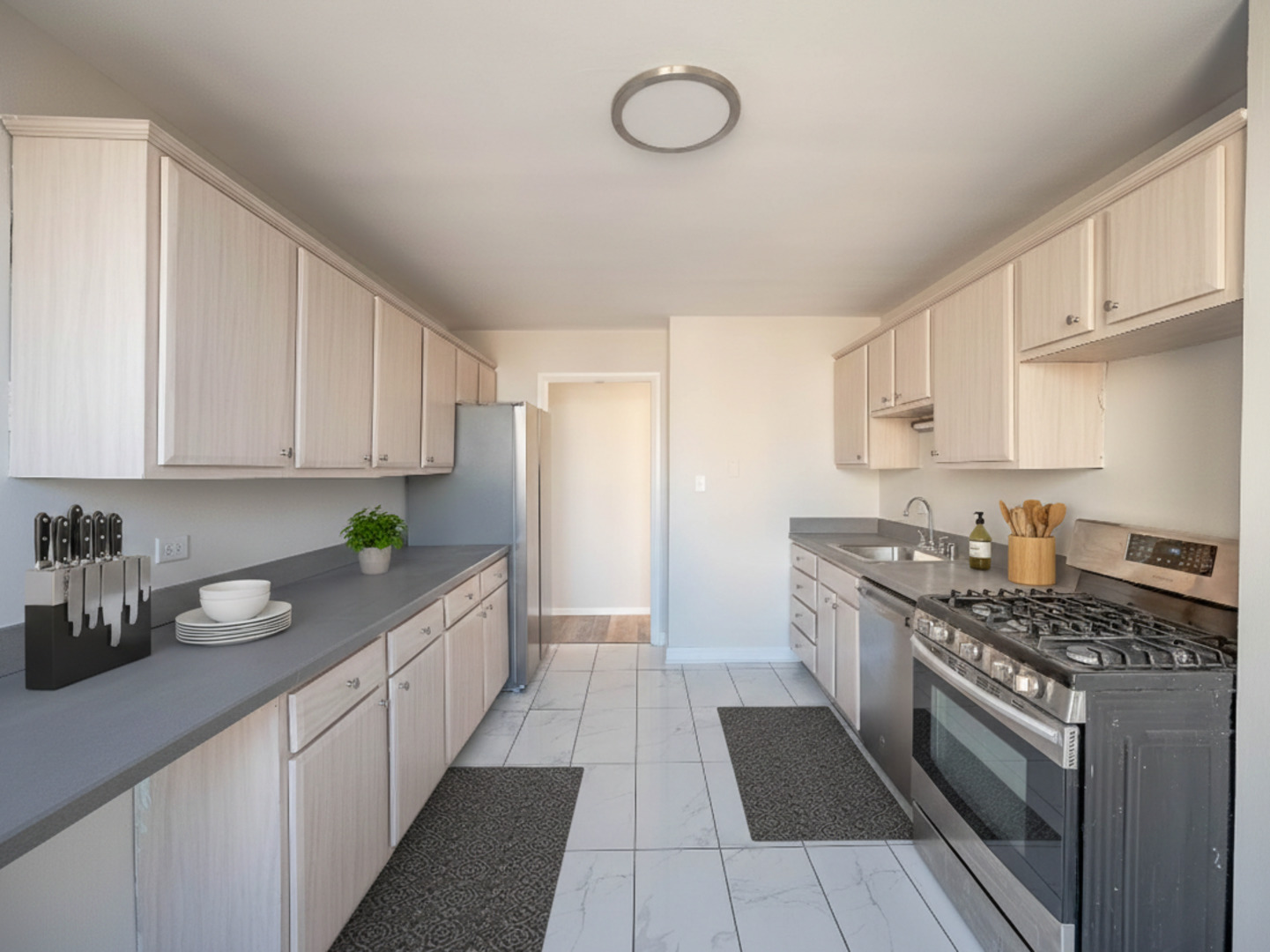5201 Cornell Avenue - Thumbnail 4