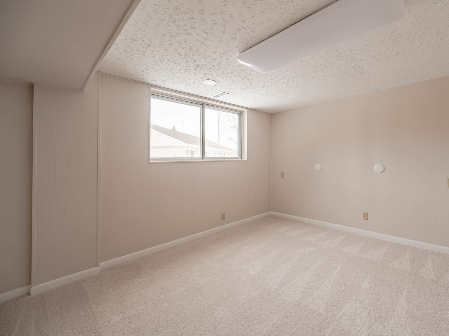 1200 Nippert Drive - Thumbnail 9