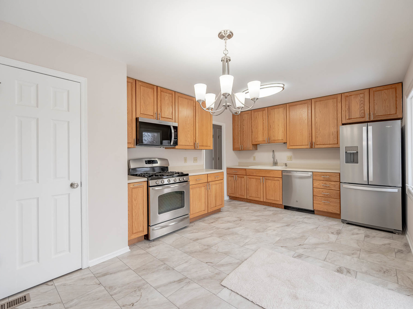 1200 Nippert Drive - Thumbnail 2