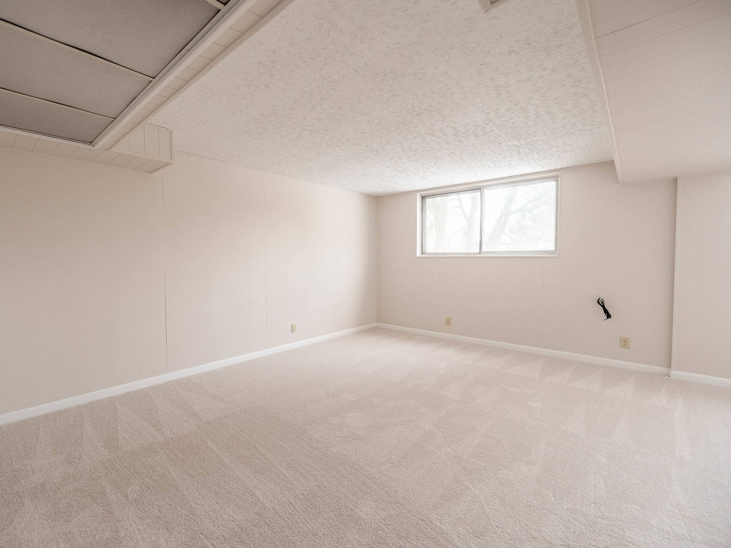 1200 Nippert Drive - Thumbnail 8