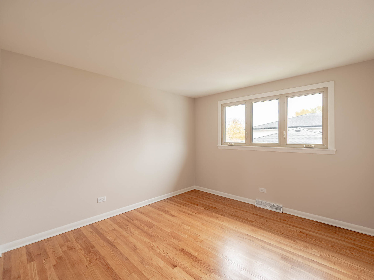 5620 99th Street - Thumbnail 10