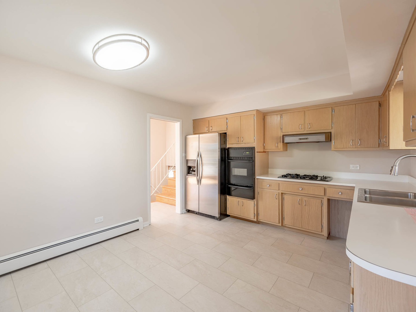 2858 Kensington Avenue - Thumbnail 4