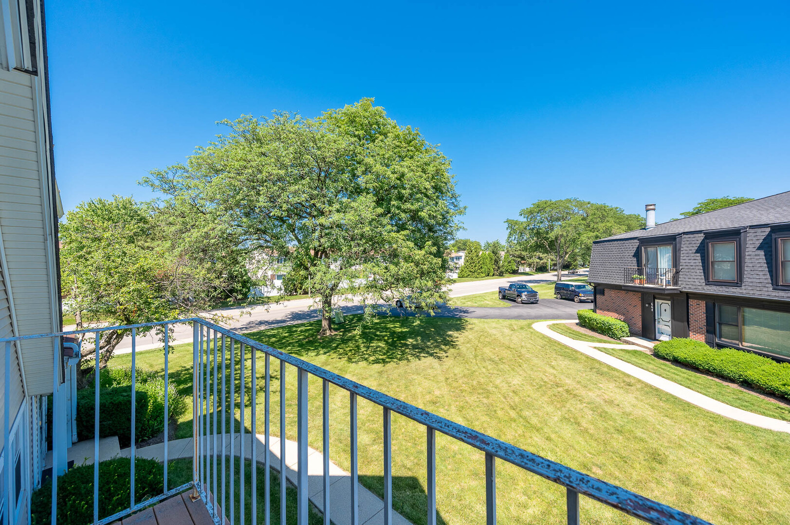 716 Inverrary Lane - Thumbnail 8