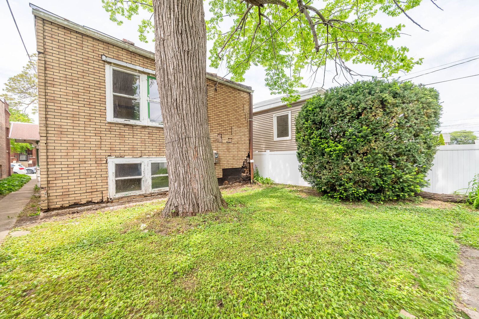 2323 Highland Avenue - Thumbnail 7
