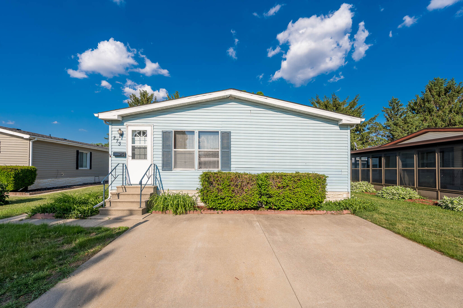 273 Fox Lane - Thumbnail 3