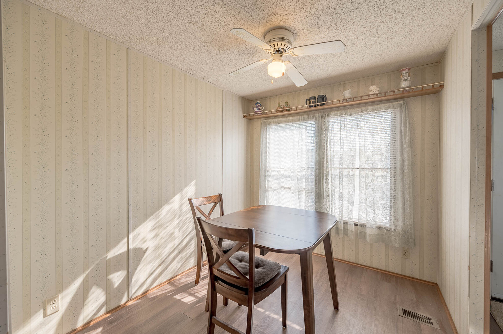273 Fox Lane - Thumbnail 10