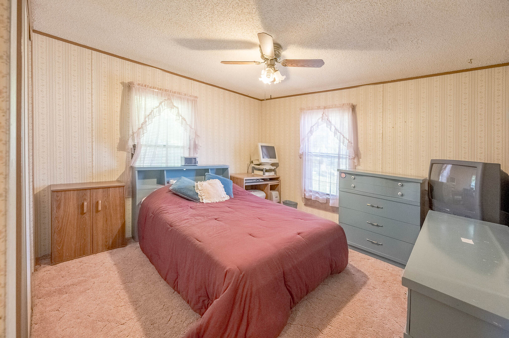 273 Fox Lane - Thumbnail 17