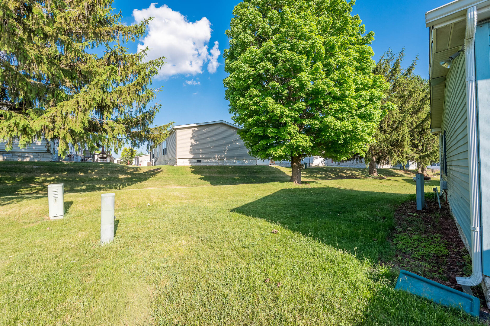 273 Fox Lane - Thumbnail 19