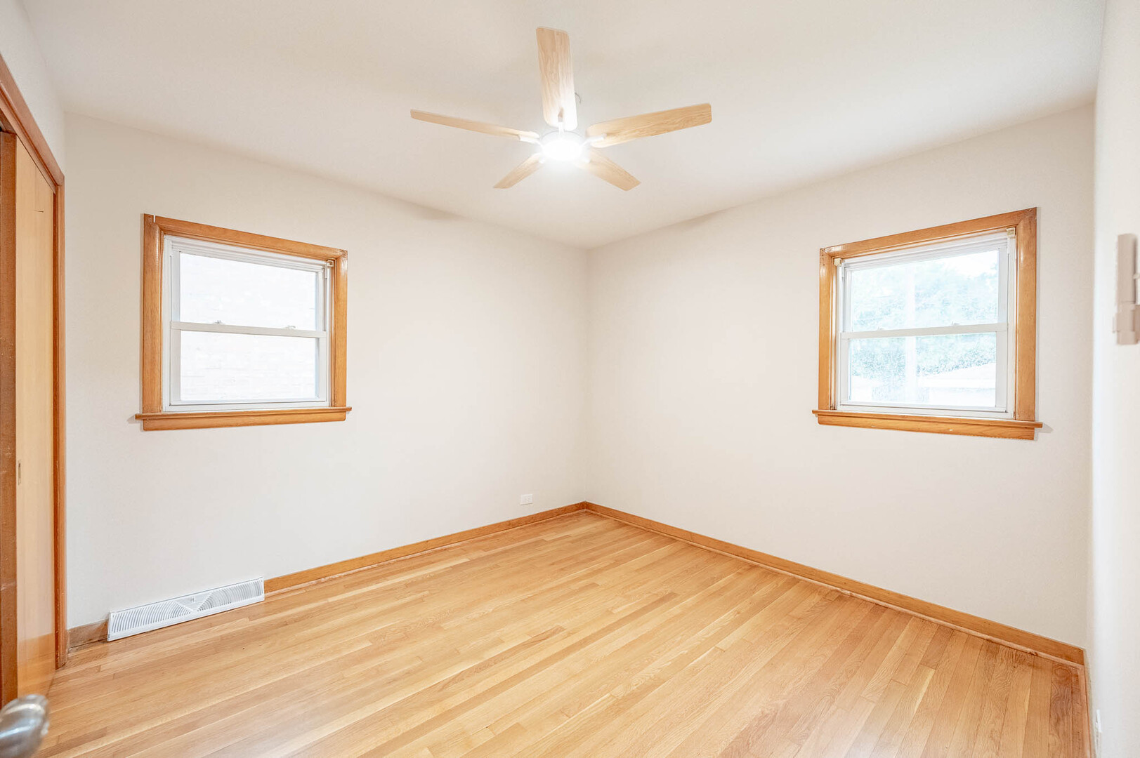5028 La Porte Avenue - Thumbnail 9
