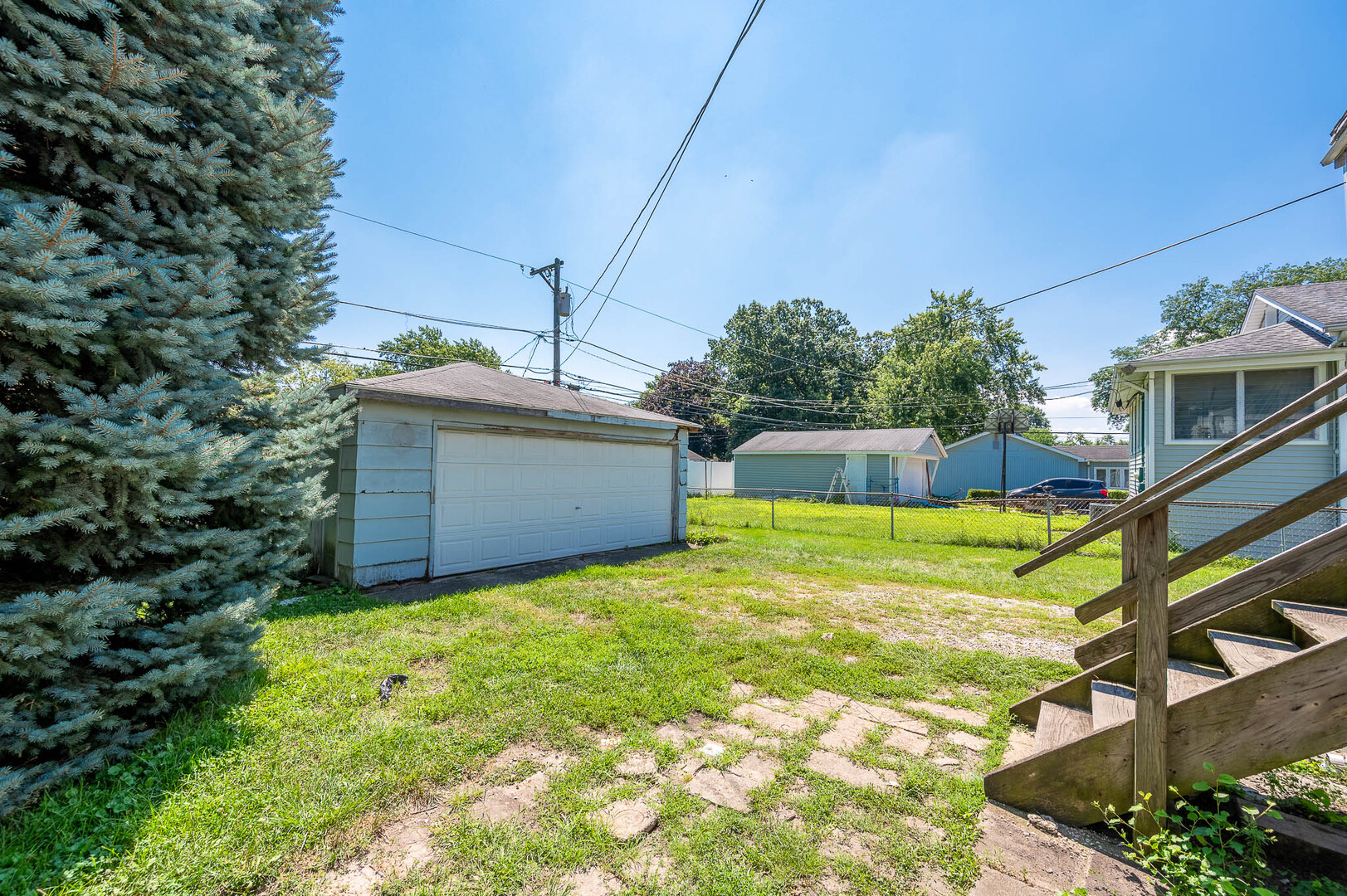 14947 Hamlin Avenue - Thumbnail 15