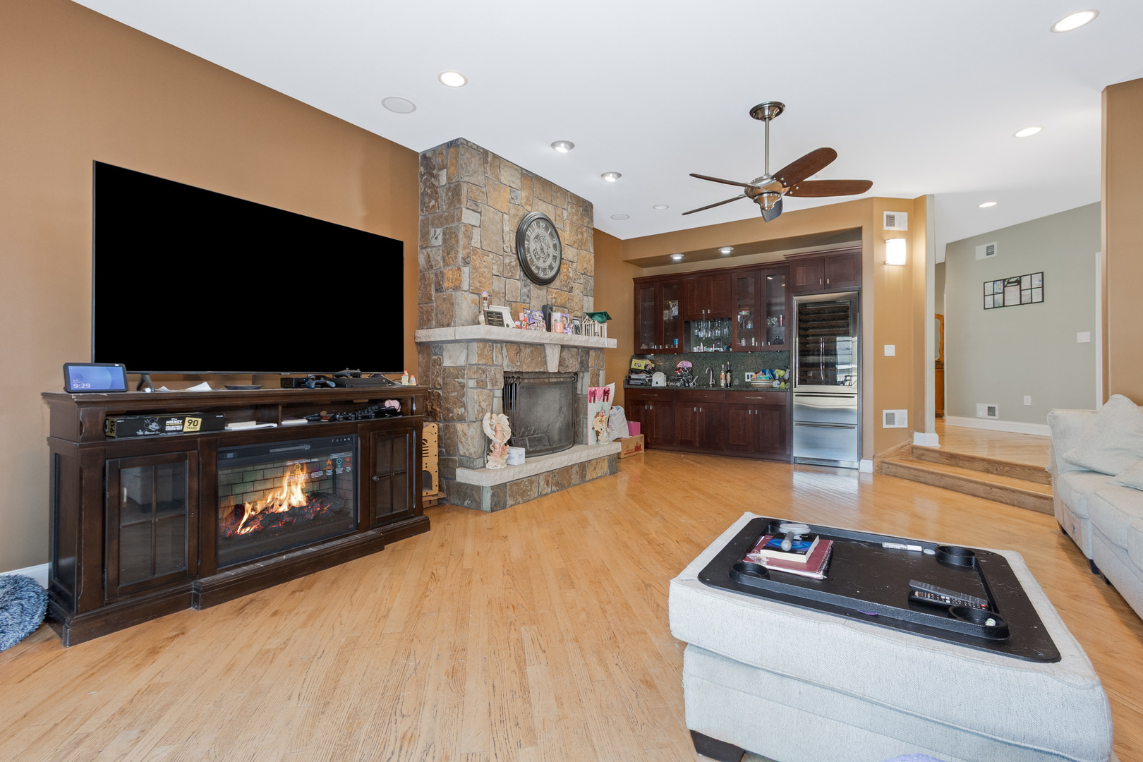9340 Clifton Park Avenue - Thumbnail 3