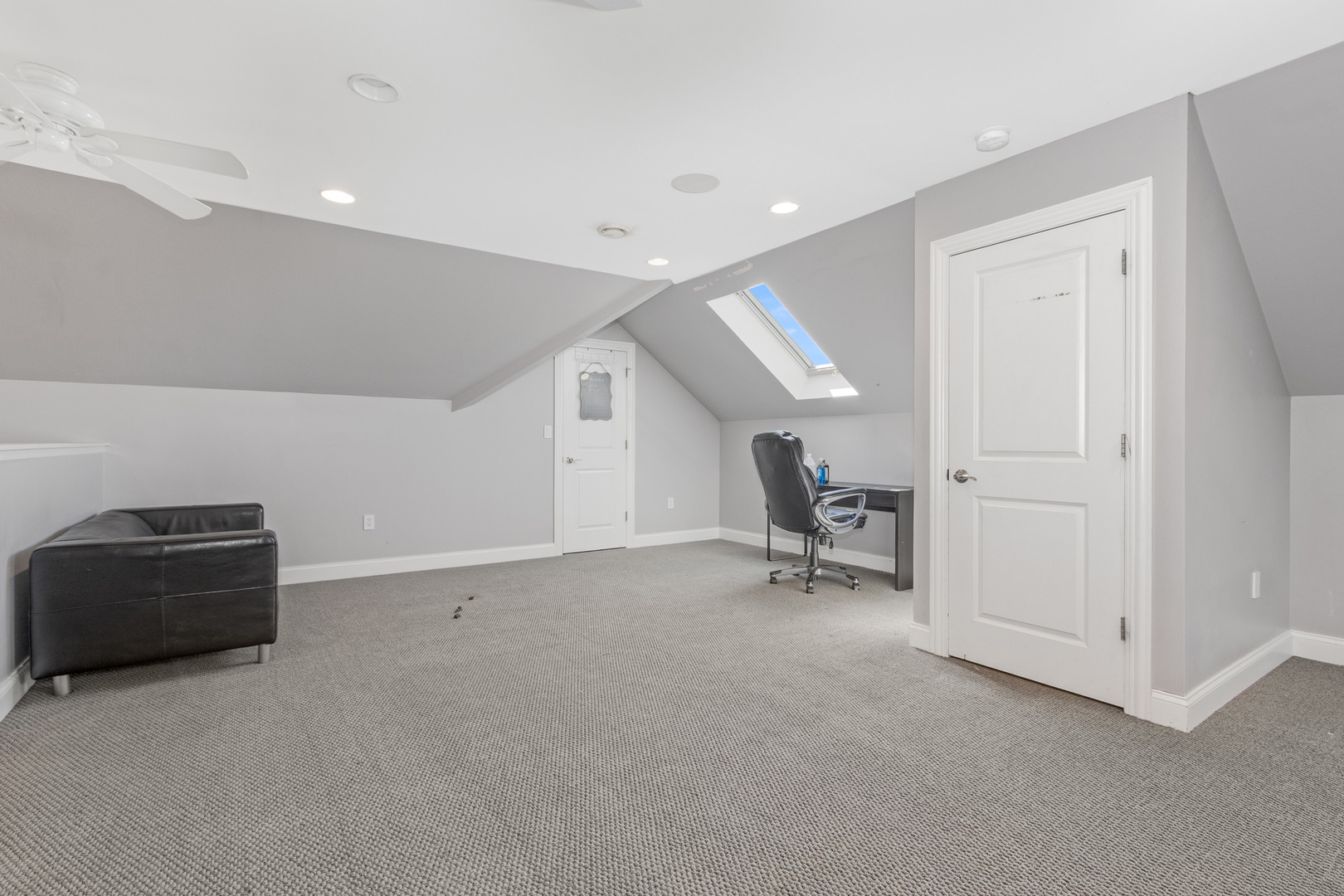 9340 Clifton Park Avenue - Thumbnail 11