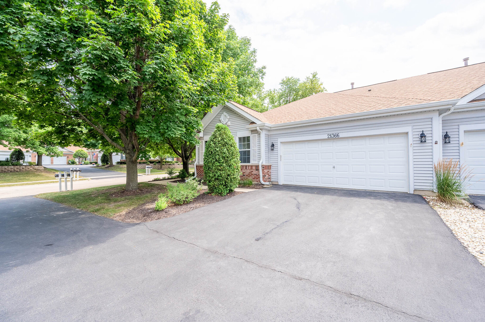 21366 Juniper Lane - Thumbnail 11