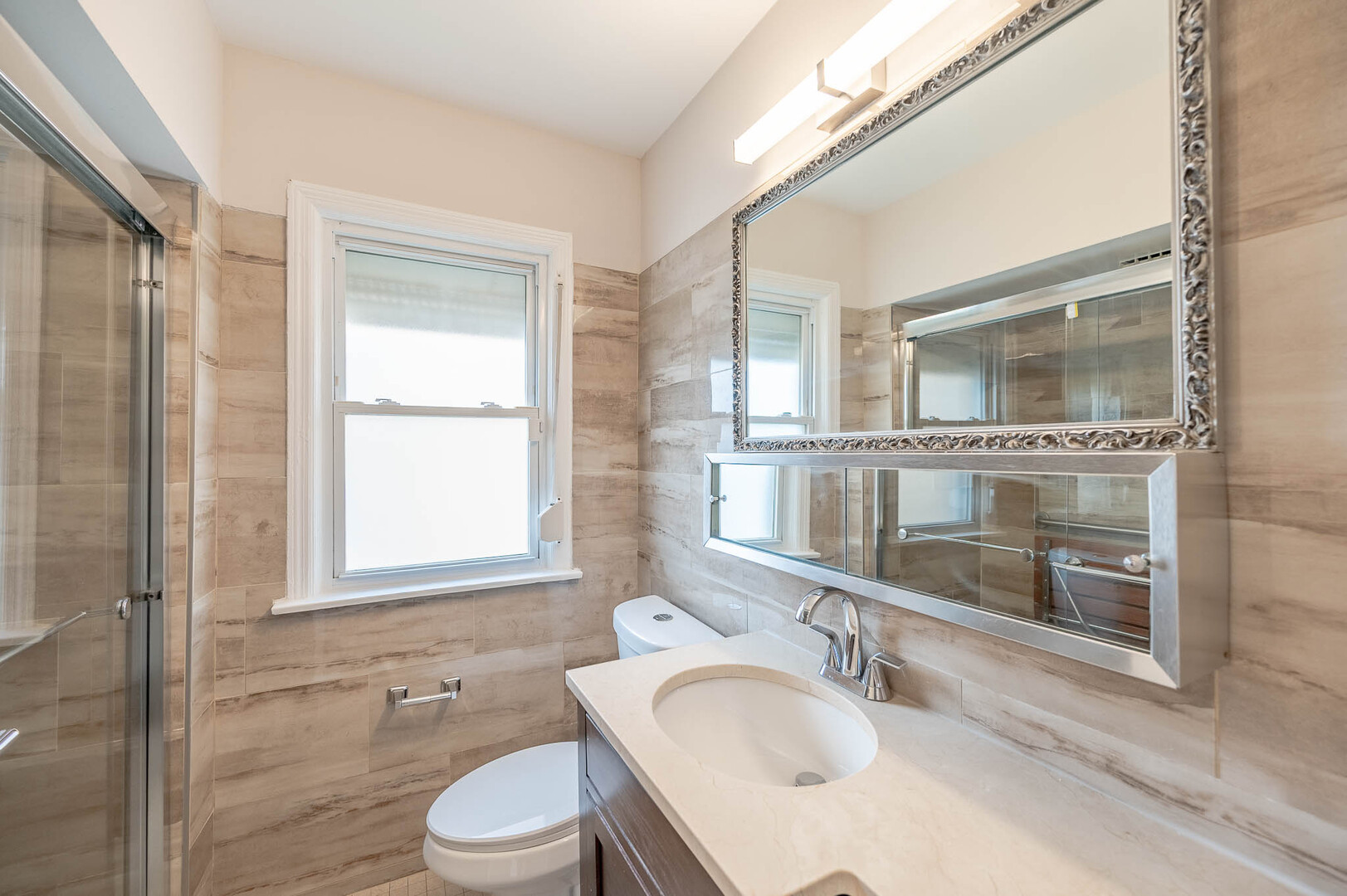 8746 Kenwood Avenue - Thumbnail 8