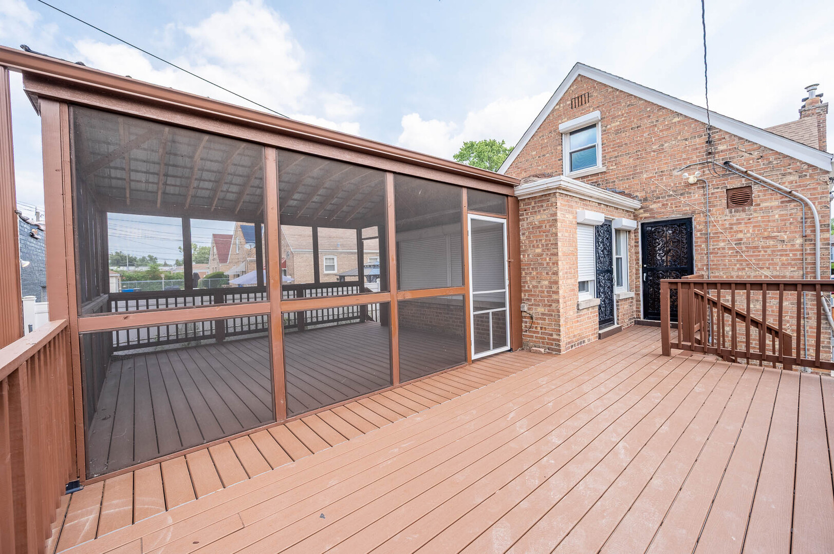 8746 Kenwood Avenue - Thumbnail 17