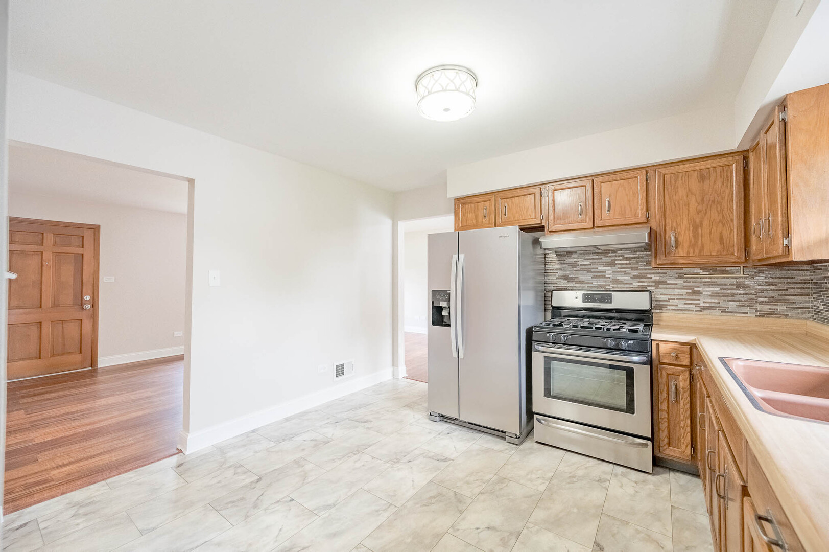 18515 Oakley Avenue - Thumbnail 6