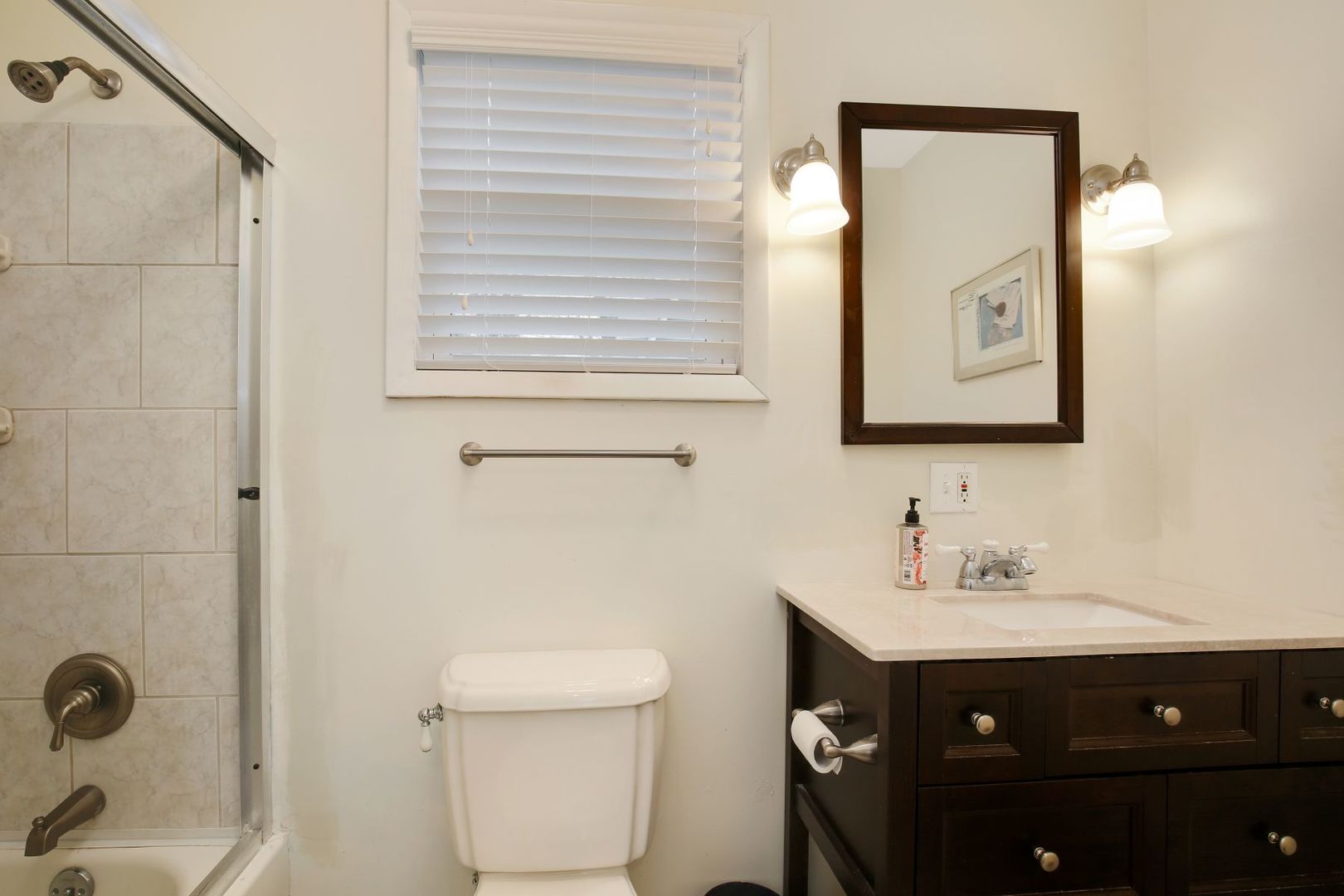 101 MAPLE Avenue - Thumbnail 10
