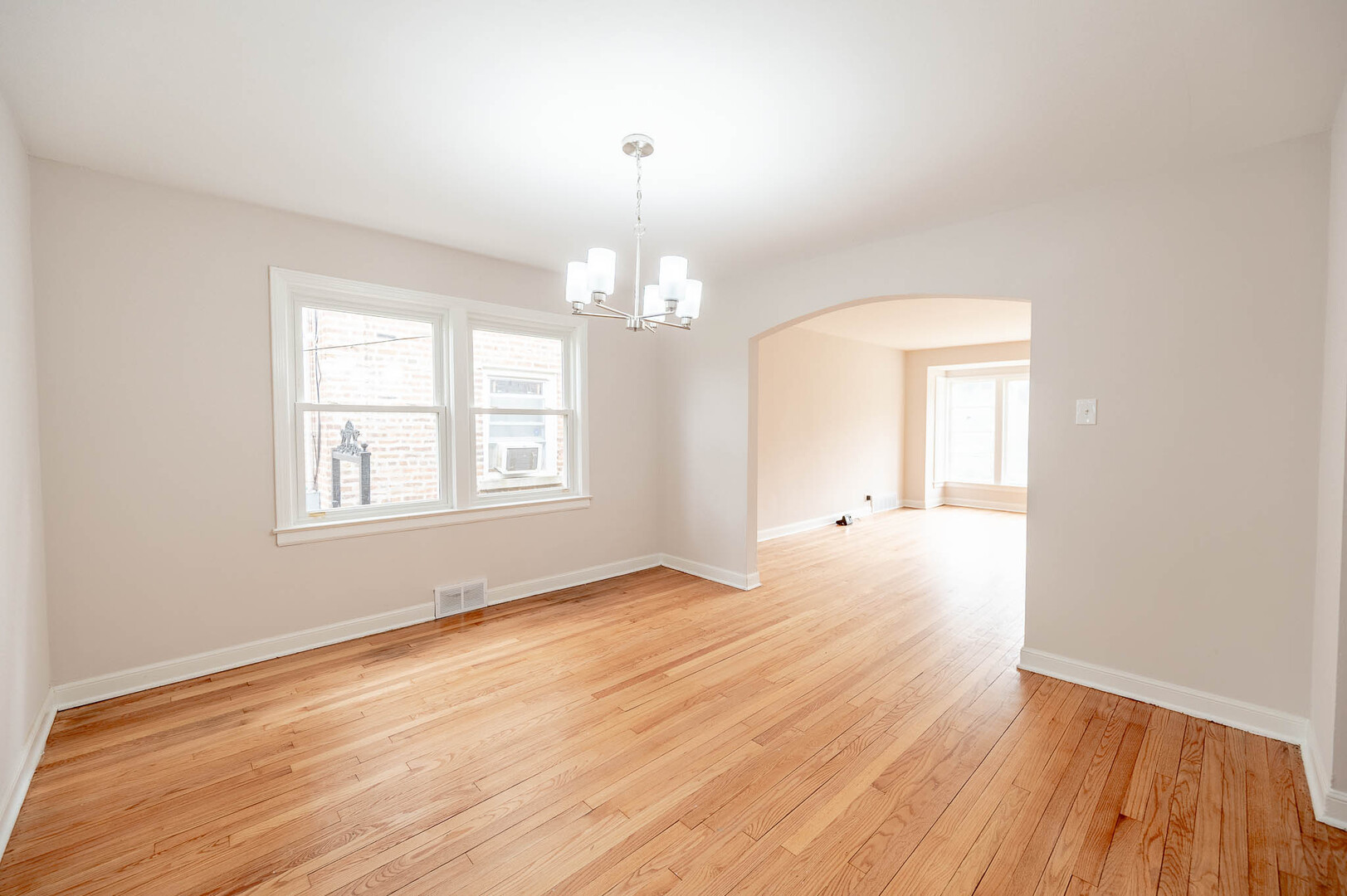 8741 Kimbark Avenue - Thumbnail 3