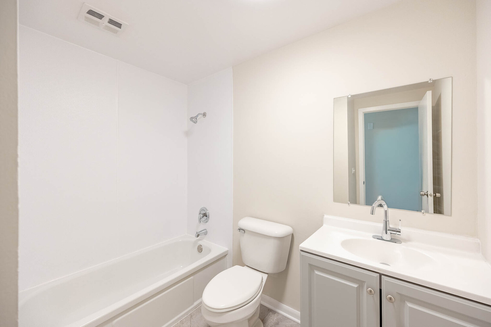 437 Braintree Drive - Thumbnail 7