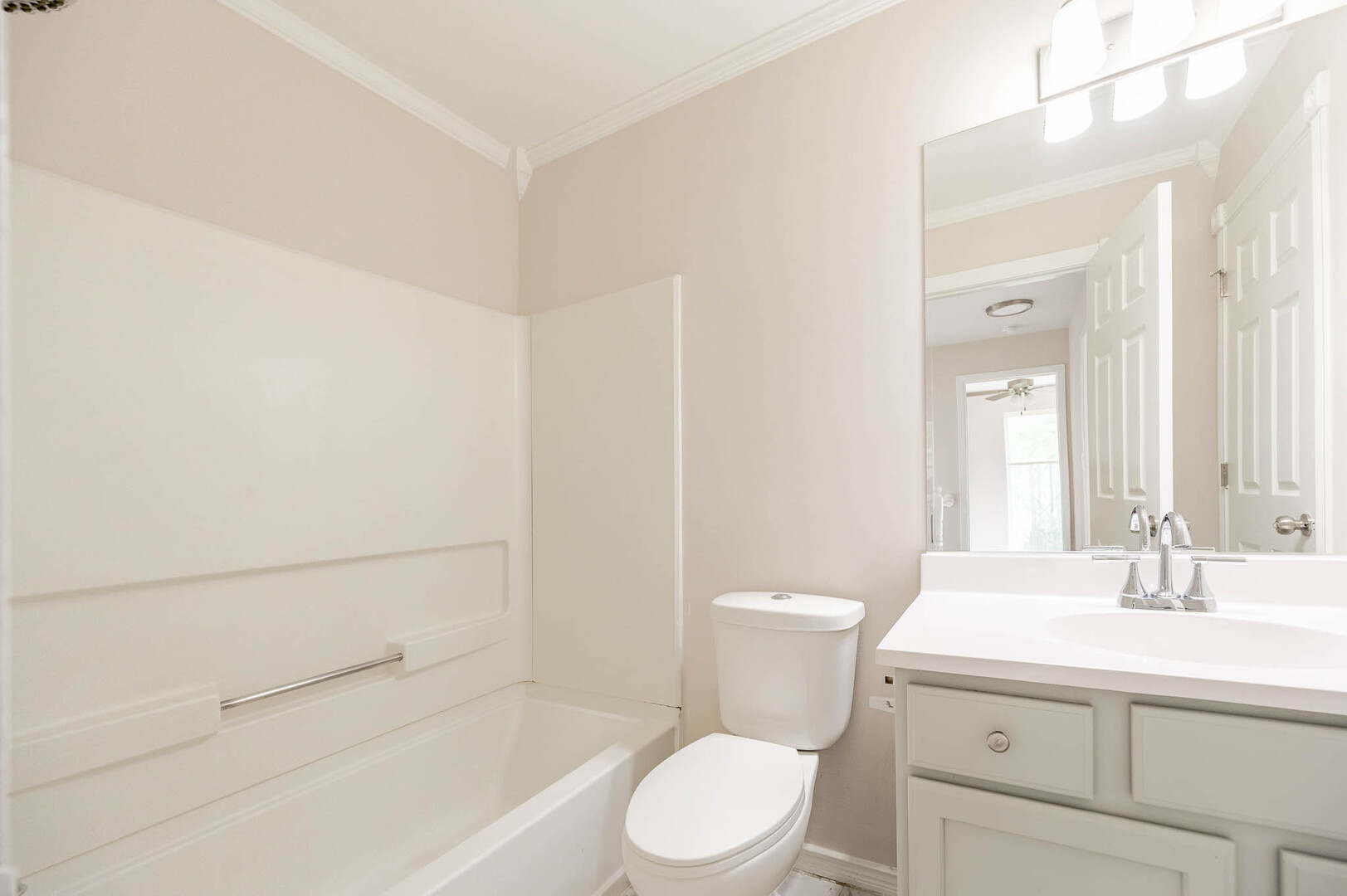 636 Hamilton Lane - Thumbnail 12